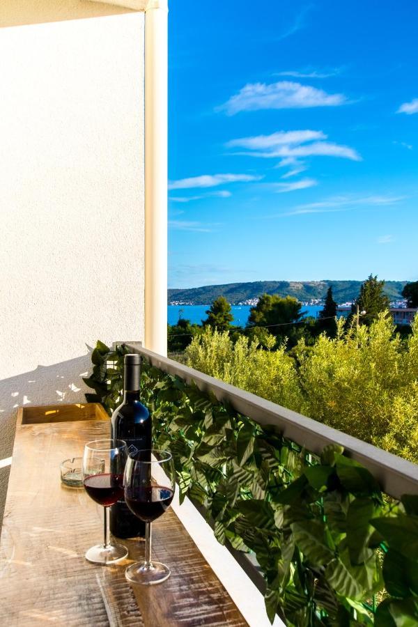 4 * Apartment Sunset Close To The Sea Kaštela Esterno foto